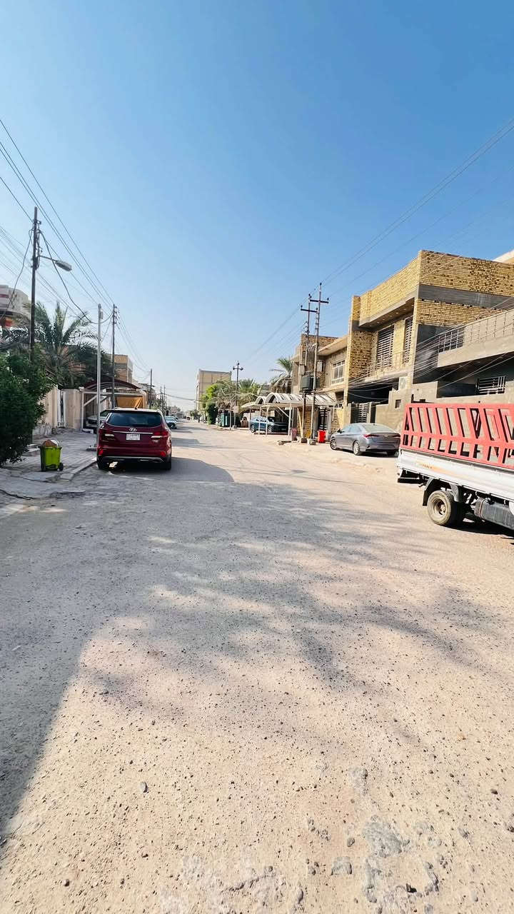 الوجهه10والنزال 12.20
الدار للبيع موقع البيت في حي القاهره الاوله قريب عل مدارس  وقريب على مستشفى الطفل 
الاستفسار اكثر الاتصال عل الرقم ‭***********‬
ما متواجد عل خاص استفسر عل رقم
