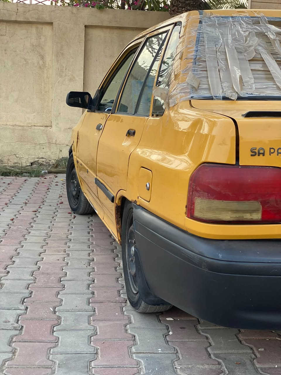 السلام عليكم ورحمة الله وبركاته 
سايبه مديل ٢٠١٢ سياره جاهزه عوزه ترتيبات دوشمه عوزه عوزه تلكيط خياسات مكانات بصيطه سياره شواصي مكفوله من اي فطر اخياس رايده ١٨ ونص وبيه مجال بصيط كلش عليه هيئه ٢٠٠ وغرامه ١٠٠ يطيح من سعره اخذ صافي ني مكاني بغداد بسمايه 
رقمي ***********
