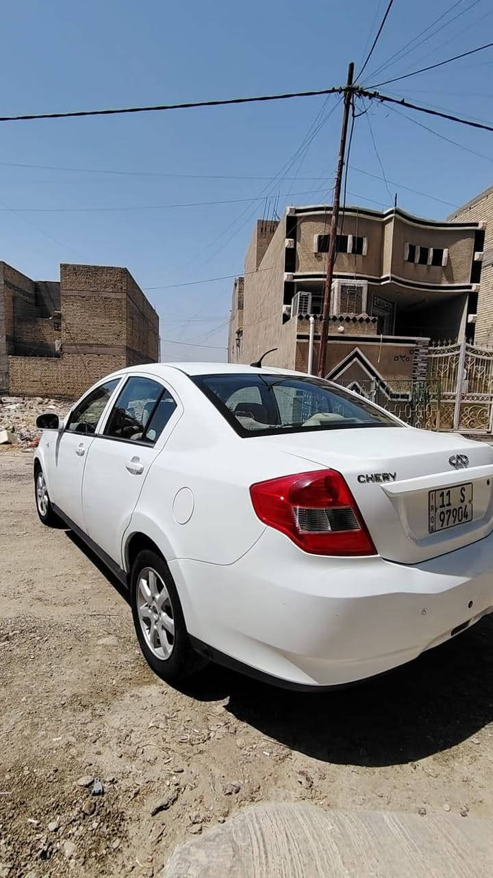 السلام عليكم للبيع شيري E5 2014 بأسمي تحويل مباشر گير ومحرك بلاد الداخل نظيف جدآ بدون أي ضرر  وكلشي شغال بيها مواصفاتها...فتحة سقف... كشنات جلد...تشغيل بصمه...تحكم ستيرن... حساسات خلفيه وأماميه...كامره خلفيه وشاشه...ضايفلها منظومة غاز يعني تنسى دوانز وتسى الصرف...عالي ناصي بلوجكتر زنون...السياره بدون أي نقص وكامله ترايها كلش حلو ...تخم تاير نظيف...دبلات أمامي خلفي جديد مشط ستيرن جديد قاعدة فيت بمب ونوزلات وبلكات وقايش ورولات جدد...أنصبغت صفحة السائق أثر طخه جانبيه خفيفه بدون تبديل....البنيد جارد والقماره بس البدايه جارده...ماشيه ١٣٦ ألف.
مكاني بغداد السعر ٤٥ الأتصال على الرقم ***********
