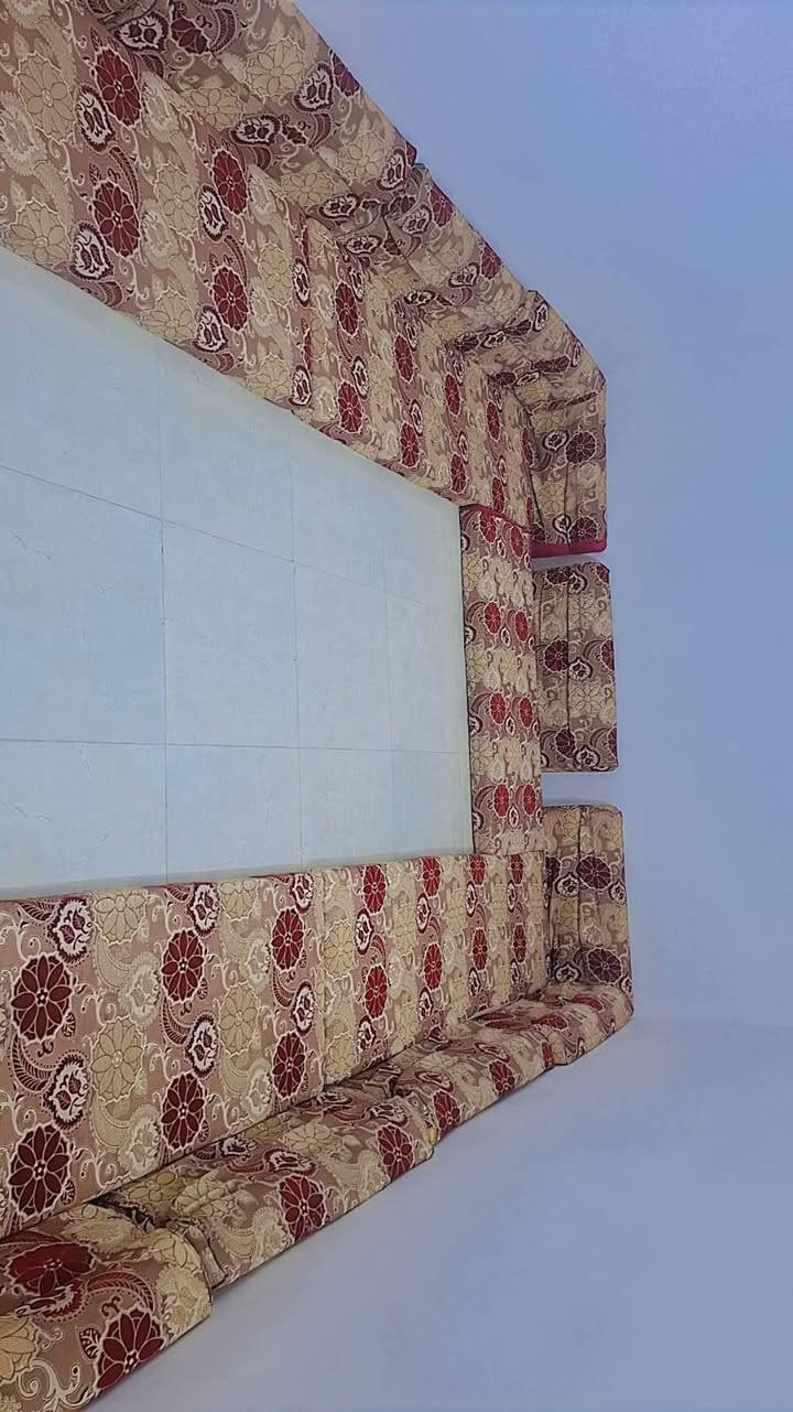 جلسة للبيع • نضيفه • ٥ دواشك