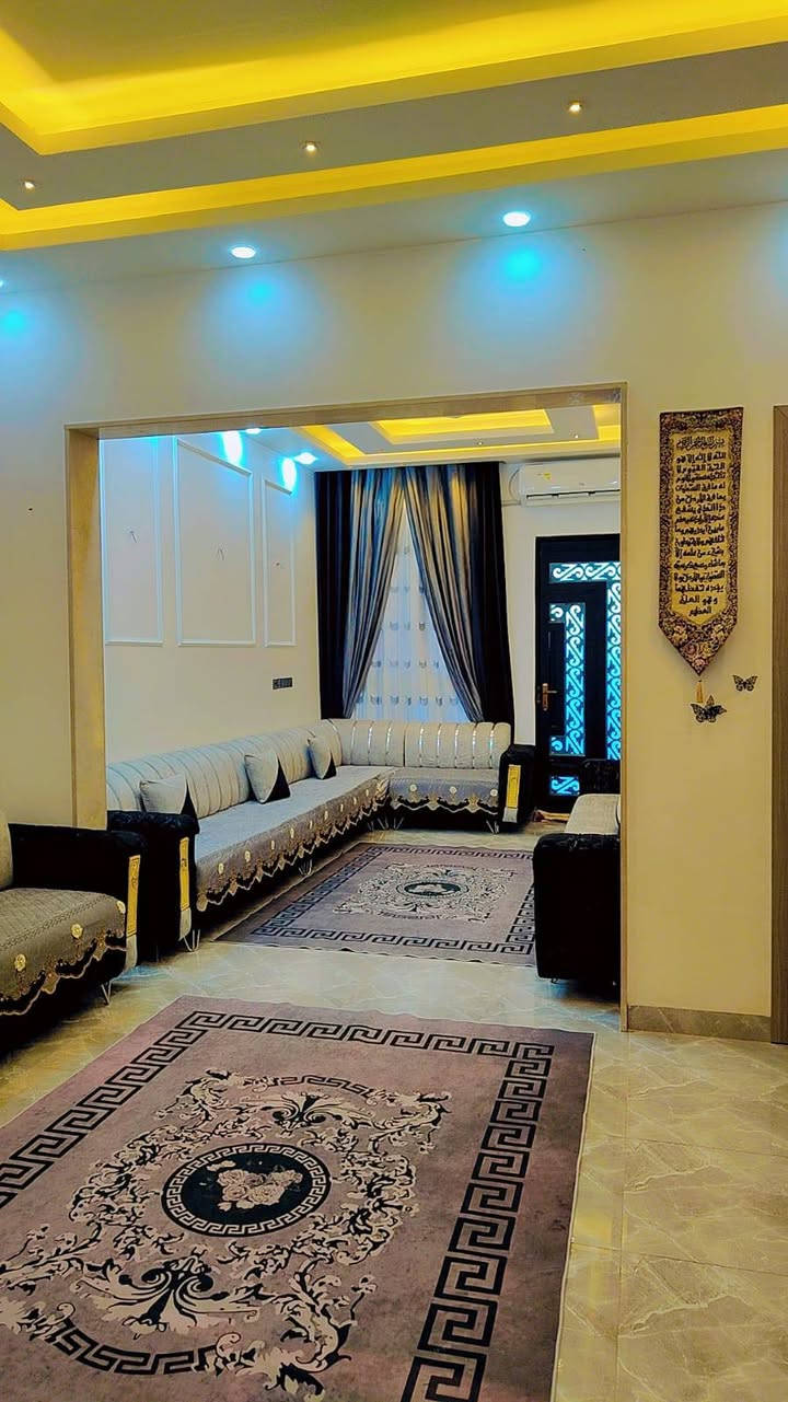 دار للبيع حي الملايين الثانية قرب جامع لله مافي السموات والأرض مساحه 120طابقين زراعي بستان ملك صرف بناء فول حديث الاتصال على الرقم ***********
