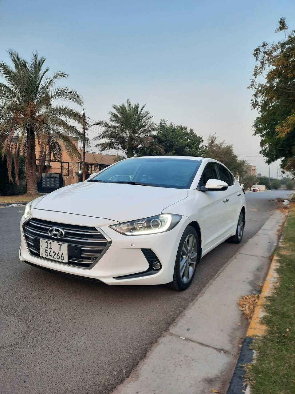 النترا خليجي موديل ٢٠١٧ فول مواصفات VIP ايرانية ماشية ٥٣ جديدة على وضع الشركة مكفولة كفالة عامة مكانها بغداد حي الجامعة الاتصال على الأرقام *********** ***********
