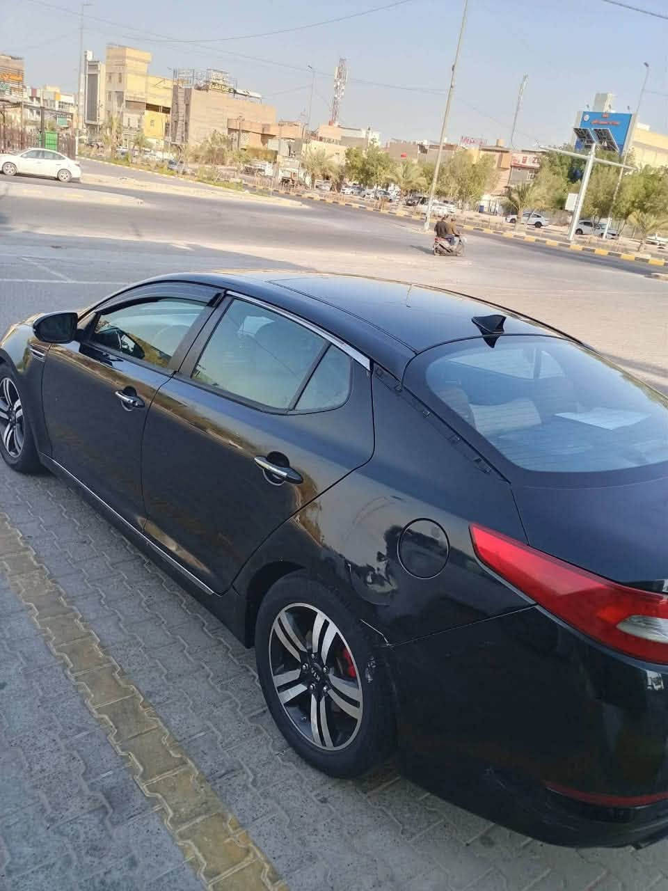 سلام عليكم ابتما 2013 فول واحد ع واحد 
بنرما تبريد تدفئه بل كشنات
شفتات ستيرن تحكم سترن
مري شفط بصمه
سايد بريك دكمه
بك لايت لد فول السياره
رقم بغداد انكليزي ب اسمي سياره
سونار بل صور ابيع ع السونار 
مكان النجف سعرها (80)  وبيه مجال 
***********
أو ***********

