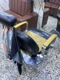للبيع الي يفيدة يخابرني 07725603247