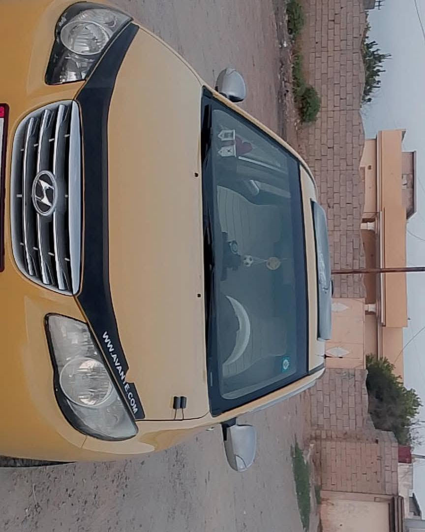 انتره 2010  سياره جديده بمعنه الكلمه غرامات هيئا صفر سياره صافيه سياره حلوه ضرهااا بوند أبدل بس بيها منظمه غاز أم الكرت  سياره جاهزة                                           مكان السياره موصل بادوش  ***********

نص مكتوب في الصور:
- 5:59
- STREAK
- S•T•R•E•A•K
- 5:58 م STREAK