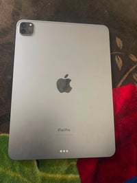 آيباد 11 • M2 • ١٢٨