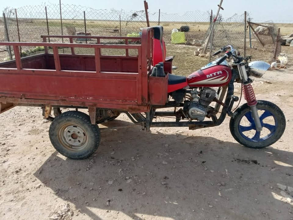 ستوته مديل 10 رقم +سنوية نجف
راعيها ما اندله انطيك مكاتبه عن السرقه +سنويه

دراجة احلى من صور مكانها سيطرة ال بطاح 

للاستفسار ‭***********‬

‭***********‬
