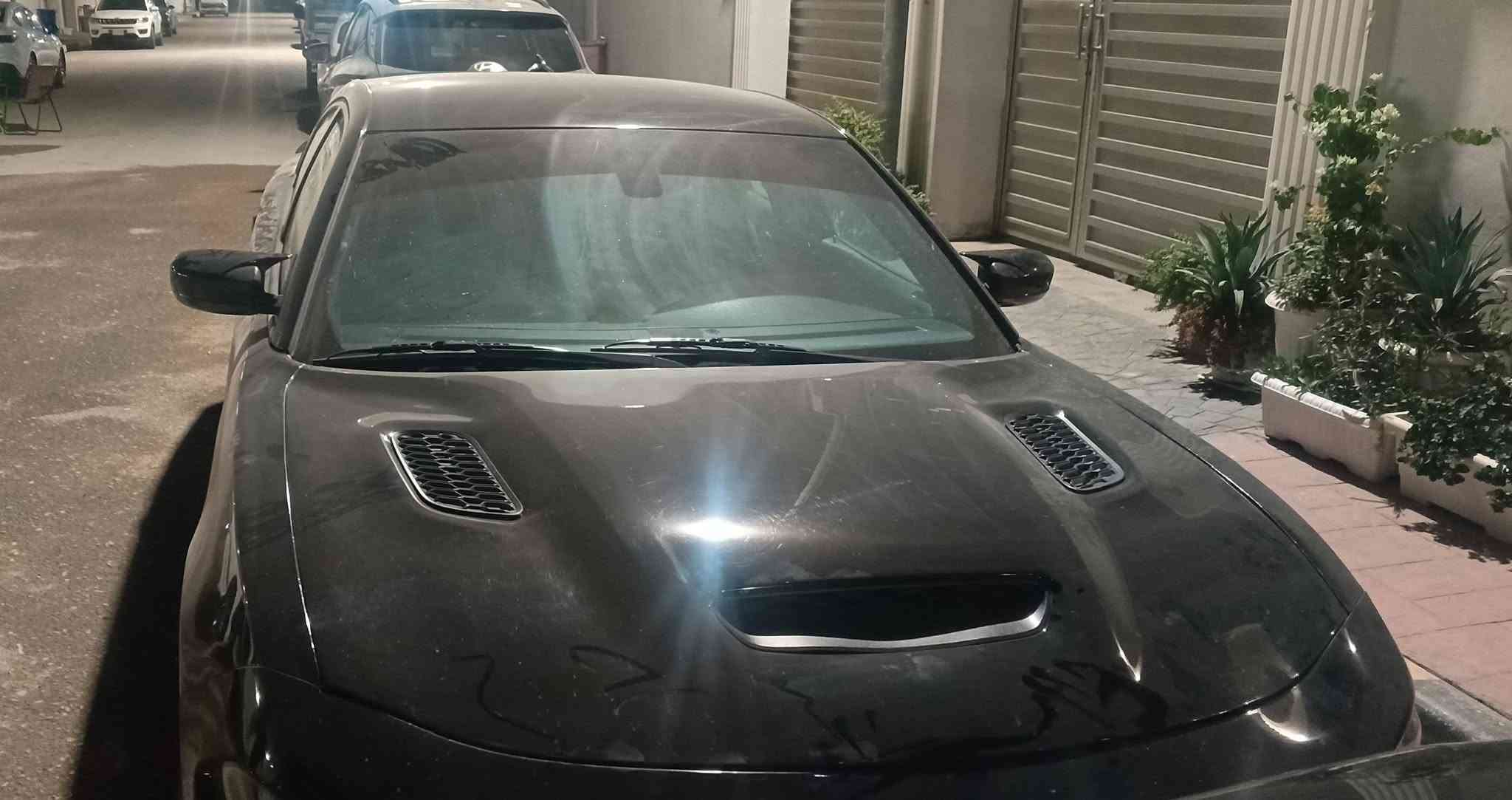 سلام عليكم
جارجر  موديل 2016  محرك 5700  RT
دركة RPM 
برمجة كاملة 
تخم تاير 
حادث قطعتين بس والسونار موجود بالمنشور
ماشية / 115000 ميل
مكانها / بابل حلة 
نظيفه جدا 
السعر  / 162 ورقة 
للاتصال / ***********  مهندس علاء
