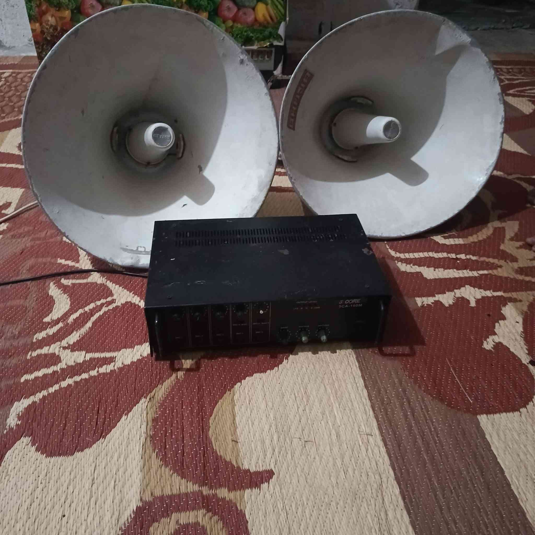 جهاز بوق سماعات عدد بوق سعر 200 العنوان بابل المسيب***********
