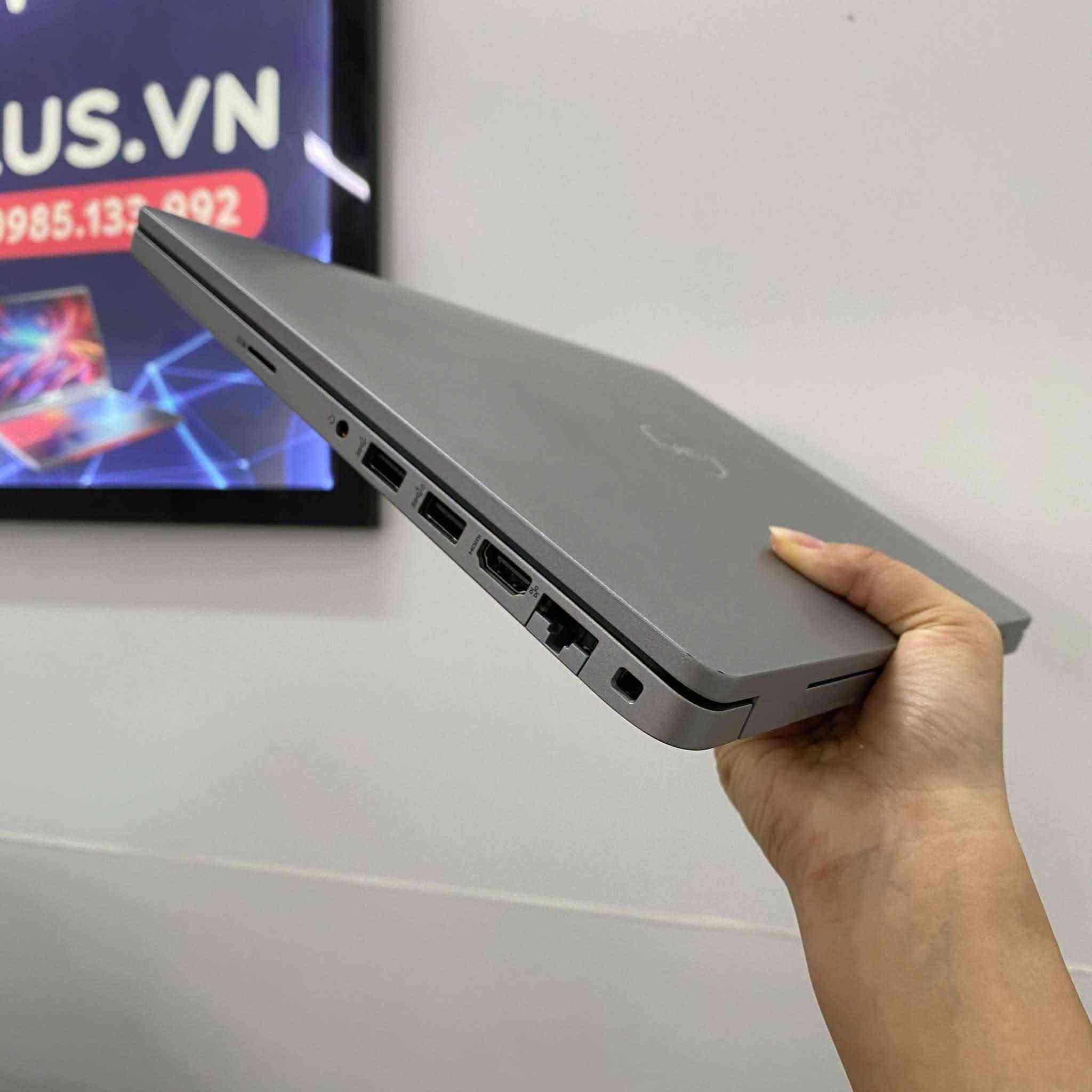 لابتوب سلم خفيف حديث معالج قوي وجيل عالي DELL 5430 Ci5 جيل الثاني عشر    نظافة عاليه جدا اخو الجديد وعل الفحص وين متريد 
. 
 السعر ثابت 385 الف مع التوصيل والحقيبة والشاحن الأصلي  
……………………
الشاشة تاج.. لمس 
 المعالج Core i5-12th جيل 12
 ذاكرة الوصول العشوائي (الرام) 8GB 
 التخزين( الهارد) SSD 256GB 
 مقاس شاشة 14 انج دقة عالية 
 منفذ HDMI & TYPE C 
 كيبورد  عربي انكليزي
الرام والهارد قابل للتطوير 
…………………………………
*********** واتساب 
الريادة للحاسبات/ محمد الزهيري بغداد, العراق

