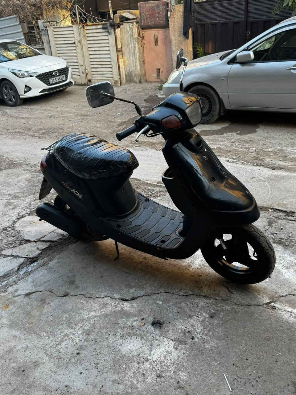 بطه قفل جنطه ما اعرف فحل نثيه كفرات بلاديه حلوه نقصها باتري تشتغل هندر بيها خرخشه بل هندر لو الراجز ما اعرف دارجه حلوه مرتبه هندر واحد تشتغل السعر 150 تطلع تراي عجبتك اهلا وسهلا ما عجبنك هم اهلا وسهلا الدراجه لصديق كلي بيعها ،، 
العنوان اعظمية السبع ابكار قرب افران جوهرة لبنان ***********.

