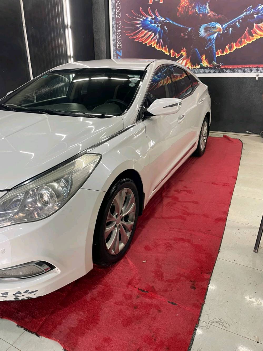 هونداي ازيرا   اللون ابيض 6 سلندر  الضرر قطعتين بدون دواخل رقم دهوك رقم وسنويه جديد تحويل ثاني يوم  السيارة حيل نظيفة      السعر 110ورقة. للاستفسار اكثر واتساب 
***********