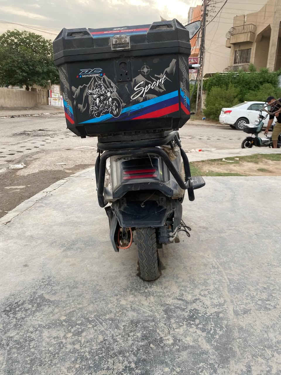 دراجة شحن • بطاريات • لايت شغال