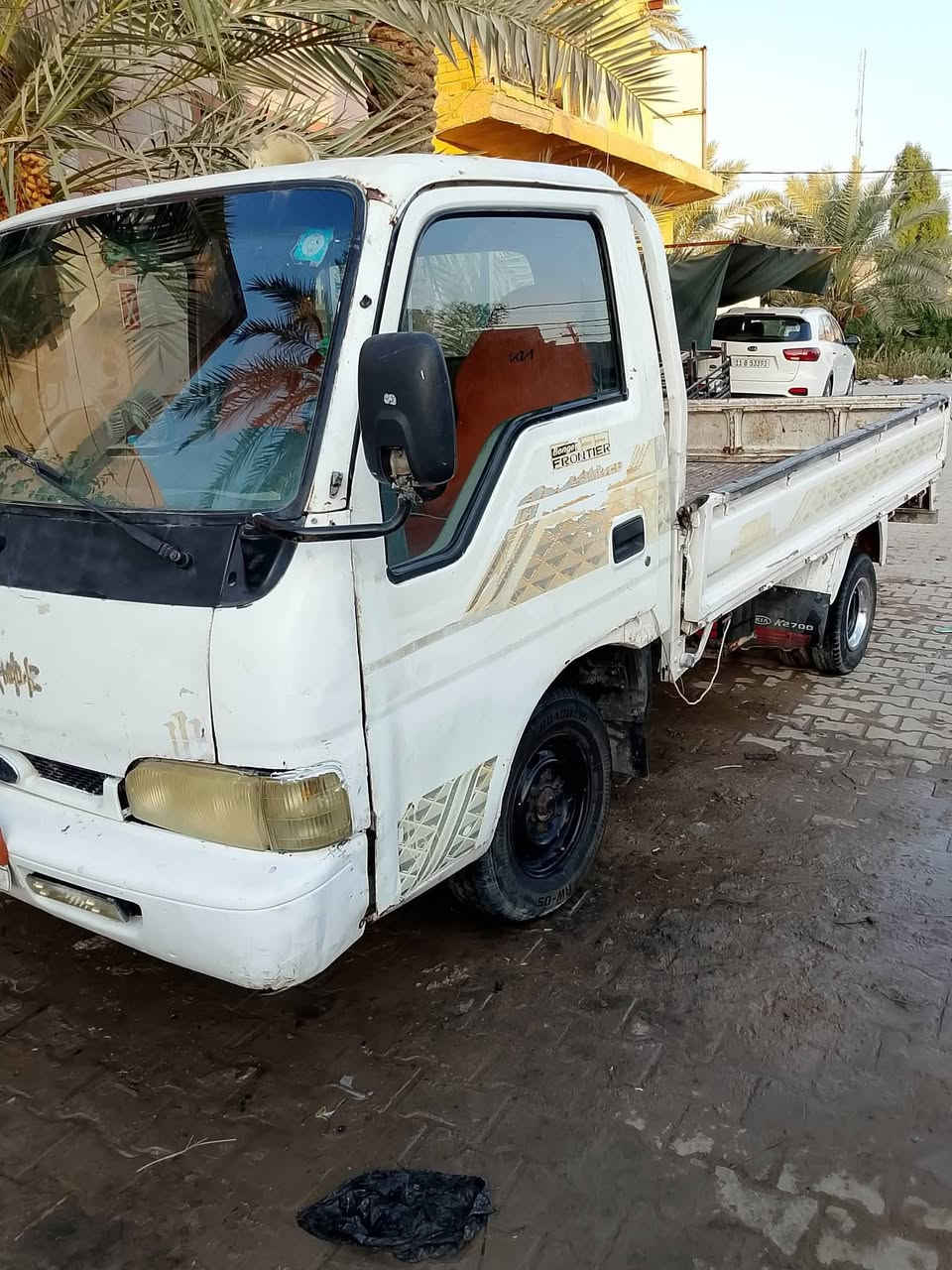سلام عليكم كيه فنتيره مديل 99البيع بس راعيهه ما ندله رقم بغداد سعره 30وبيهه مجال ***********
