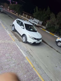 نيسان روج موديل 2017 فول مواصفات ماعدا الفتحه السياره نظيفه  شركه جديد...