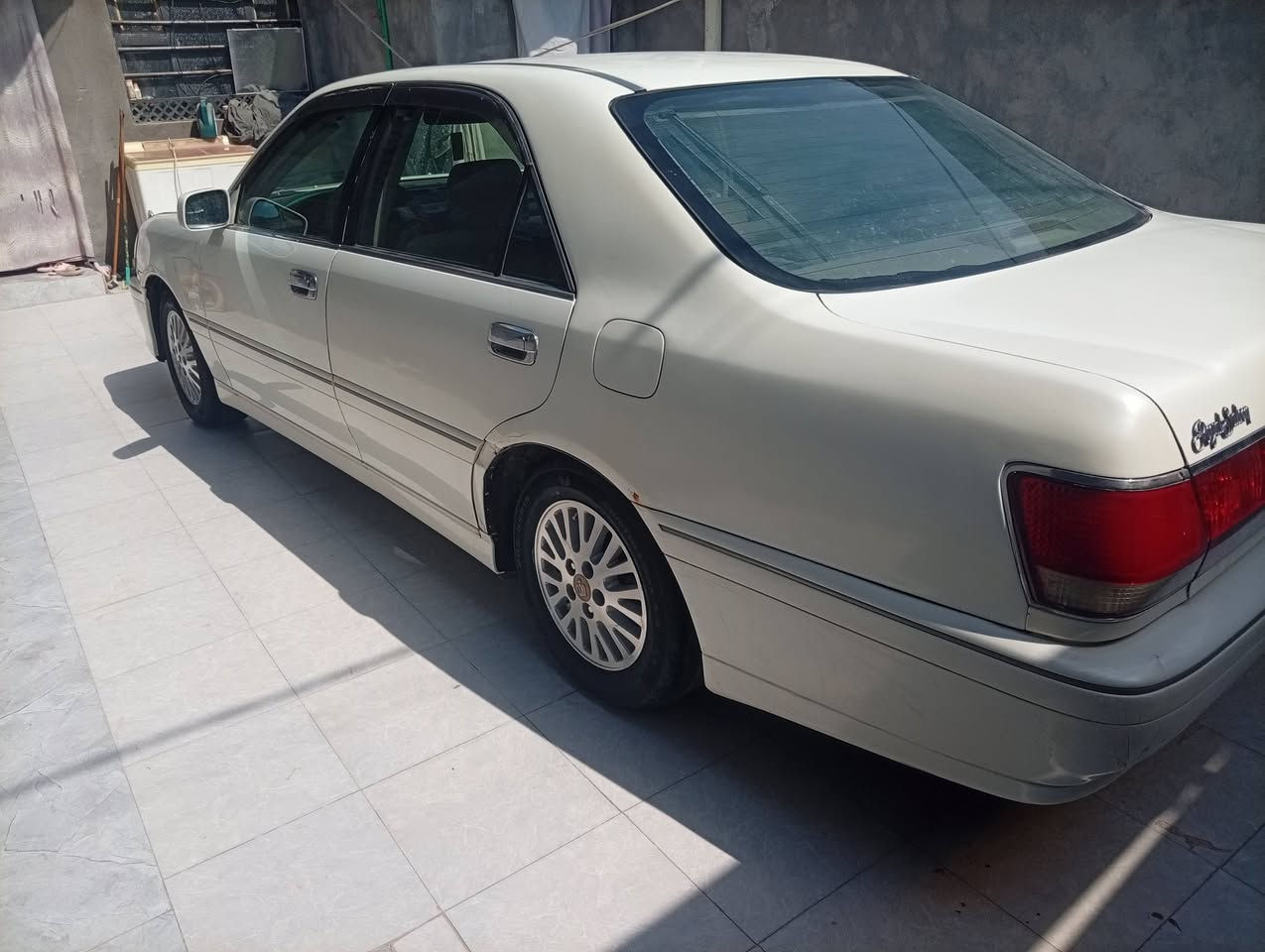 سلام عليكم
ملكه صدفي 2002

كصه قماره 

رقم بصره نكليزي تحويل ثاني يوم 

مكينه وكير ففتي 

داخله نضيف 

تخم تاير جديد

حداديه جديده 

تبريد ثلج 🥶

مكان السياره ناصريه مركز 

السعر 105بيه مجال قليل 

***********

