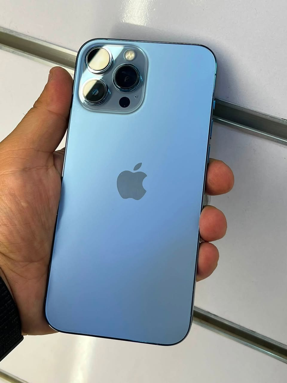 🥇iPhone 13📱Sierra Blue
" ايفون 📲13 برو ماكس

" اللون سمائي

" بطاريه 🔋80

"نضافة الجهاز 100‎%‎

" ذاكره 256 

جهاز ( دبل سيم )za

"مكفول كفاله عامه من فتح وتصليح وتر بروف ضد الماي 

السعر / خاص او اتصال ما اذكر سعر 

العنوان / موصل حي السكر

للتواصل / *********** -*********** 

واتساب او اتصال عل رقم

 واذا ماعجبك الجهاز تاخذ الاحسن منه يارب
