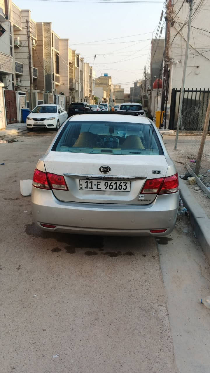 سلام وعليكم البيع جي ثري
السياره مبدل بيها بس باب  تبريد شغل كهربائيا كلها شغاله
بصمه السياره  موديل 13 بيها نقص  مشط استيرن
السعر 45وبيها مجال بسيط
الرقم ***********
المكان بغداد حي الجهاد
