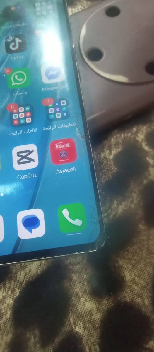 سلام عليكم جهاز نضيف اي 9 للبيع أخذته 450 جهاز كلش حلو سلاسه مالته دقه ذاكرته 256 بي فقط هاذ الفطر الزغير موضح بصوره ما مأثر ابد سعره 180 قفل شراي يتصل عرقم *********** مكاني بغداد الشعله
