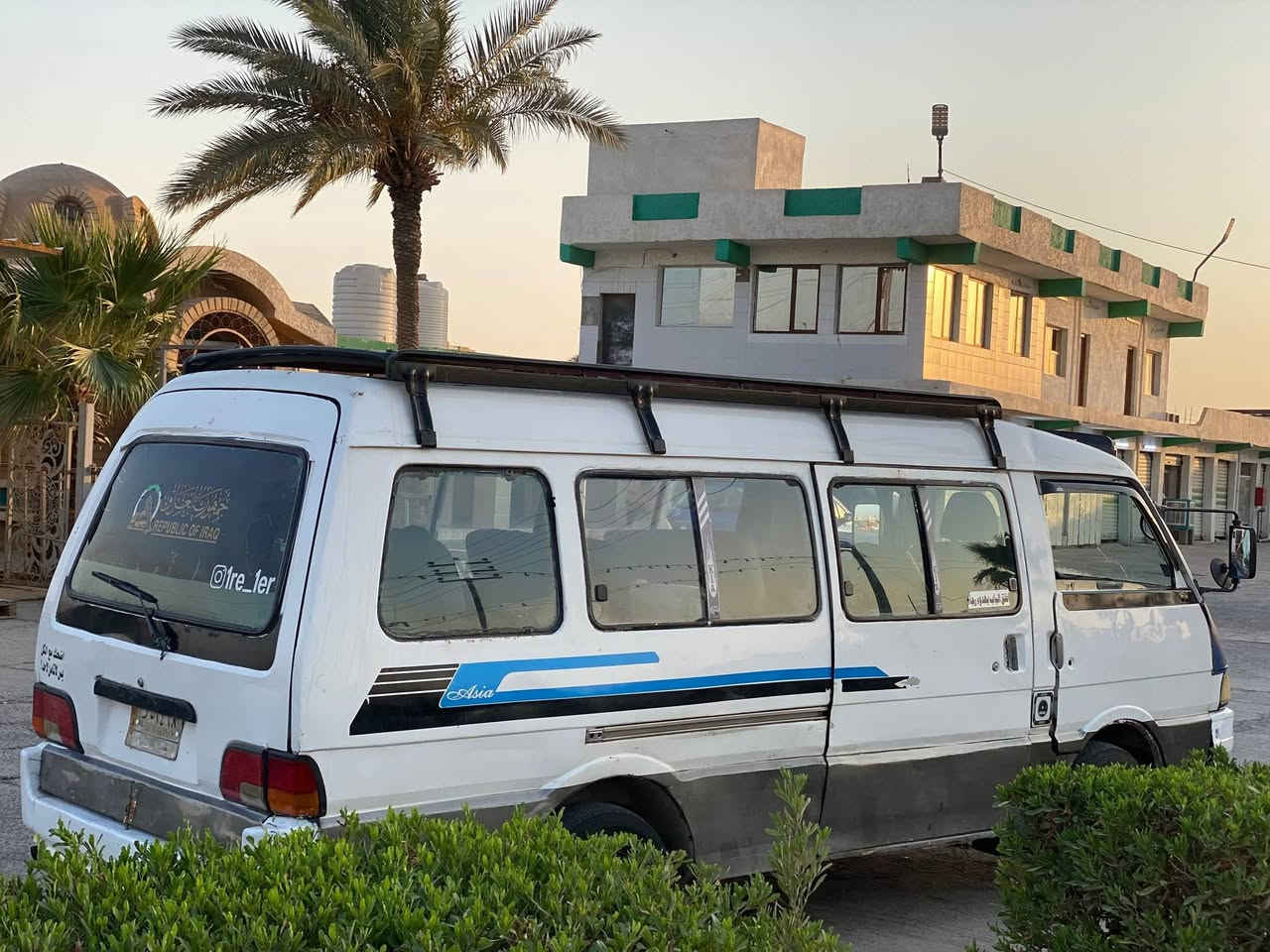 السلام عليكم
كيا آسيا للبيع موديل 95

بلاد حمل ألماني رقم بغداد

سنويه لل29 مكينه3000 كير مكينه اكسن كفاله

صدر +تخم تاير جديد+باتري جديد

العنوان /بابل الاسكندريه

الاتصال /***********./ ***********
