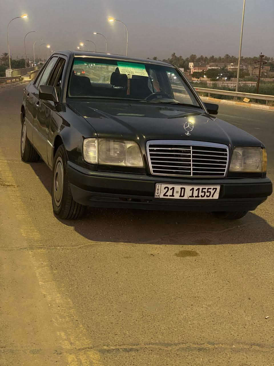 السلام عليكم 

للبيع مارسيدس 

موديل 1992 

كير ومحرك شرط 
محرك بطه 

صدر امامي خلفي جديد 
تخم تايرات جديد 
 
السعر 43 وبيها مجال 

اتصل وتدلل 

‭***********‬

مكان السياره صلاح الدين الضلوعيه
