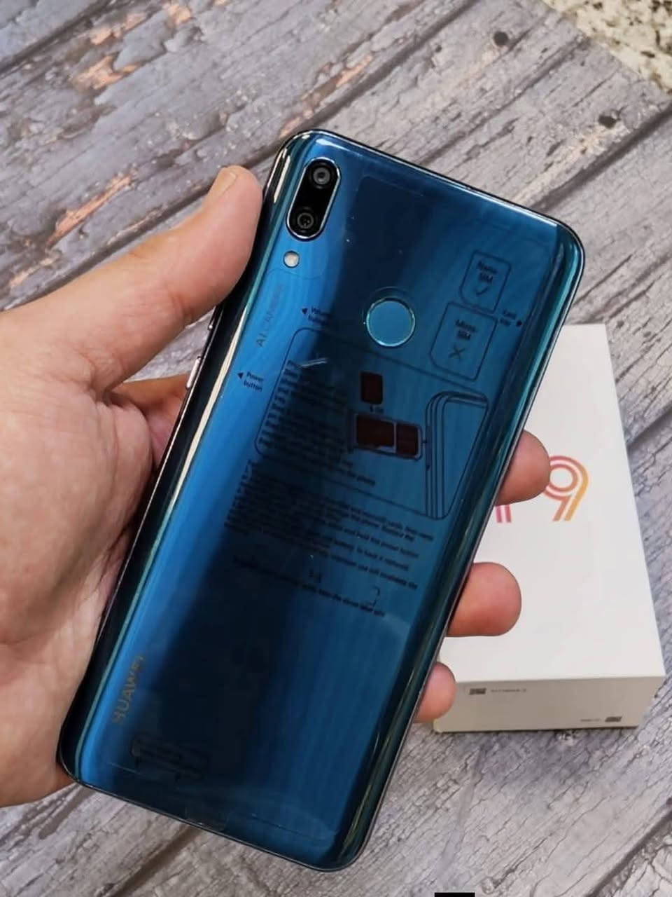 هواوي Y9 2019 • ١٢٨ جيجا • رام ٦