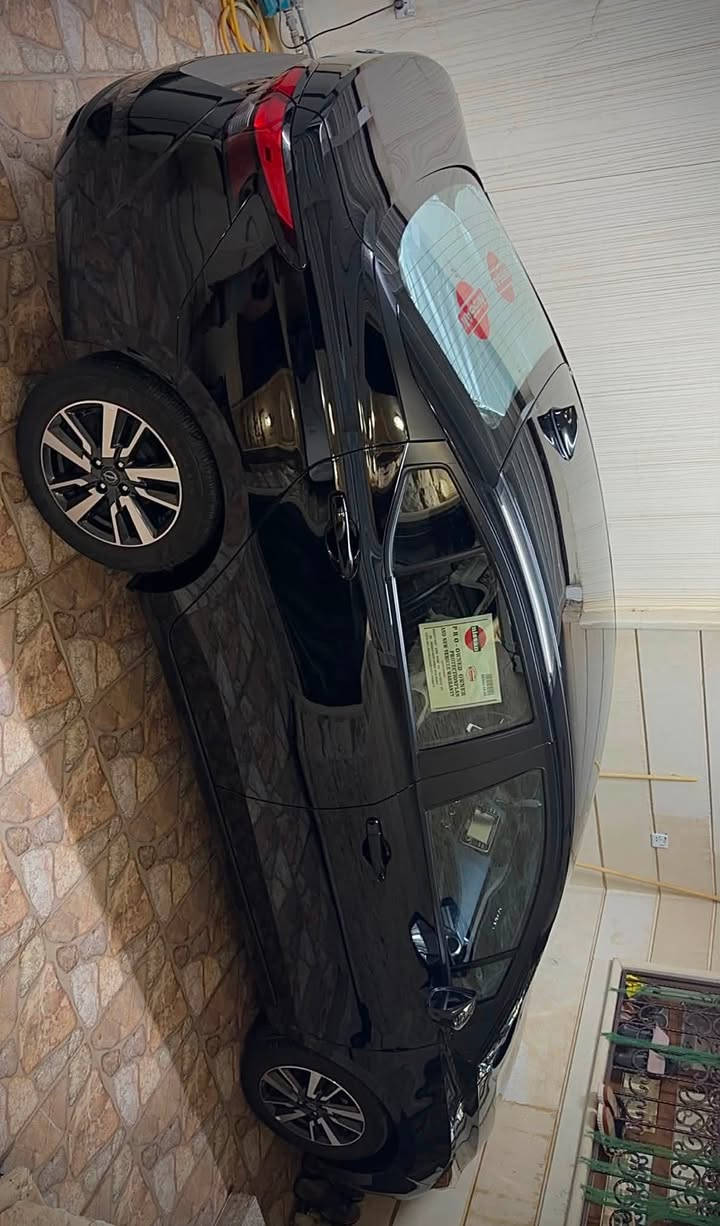 نيسان فيرسا
1️⃣موديل 2025 SV

2️⃣قطعه وحده فقط بونيد بدون قطره دواخل لا بدنه لا شاصي راديتر بلادي + رصعتين بل باب الخلفي 

3️⃣ماشيه 10ml بعدها زيرو 

ترقيم جديد 

4️⃣مواصفات : رادار امامي + خلفي وقوف ذاتي 

تحديد مسار + مثبت سرعه 

نقاط عمياء + شحن وايرليس + جام اوتو 

5️⃣سعرها 129$ وبيها مجال 

رقمي *********** 

مكان السياره كركوك 

رقم الشاصي 

3N1CN8EV6SL859099
