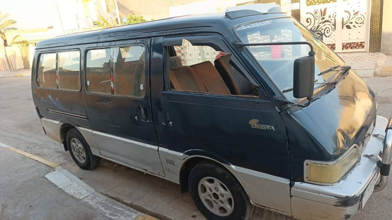 سلام عليكم كيه بسته البيع موديل 1994 سنويه ما نافذه  
مصفره هيه وغرامه وخط وبحث جديد  
سعرهه ٣٥ مكان سياره بغداد المدائن شراي يتصل ***********
