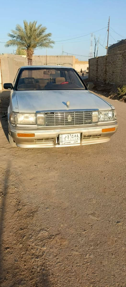 سلام عليكم سياره هارتوب البيع موديل 1992 سياره خير من الله جاهزه حداديه  مداور شوكت مايعجبك السعر 25وبيهه مجال حك الجيه  الاستفسار ***********
