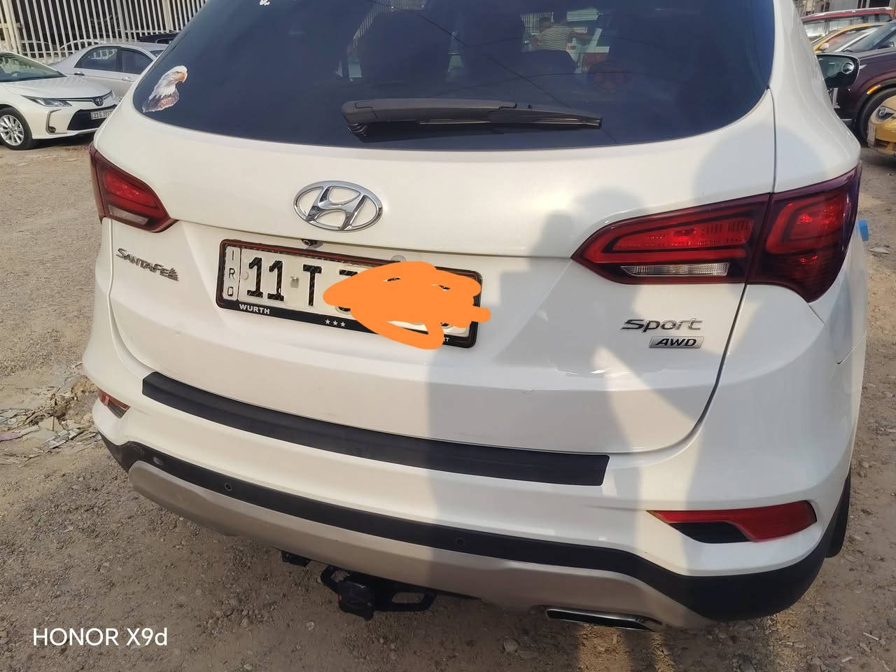 السلام عليكم
من رخصه الادمن 
سنتافيا ٢٠١٨ سبورت FE
محرك ٢٤٠٠GDI
بغداد 
ماشيه ٨٧ الف ميل
مبدل بيها جاملغ امامي فقط
صور الحادث مرفقه مع الصور
السعر ١٤٧$ وبيها مجال
رقم الهاتف ***********

نص مكتوب في الصور:
- HONOR X9d