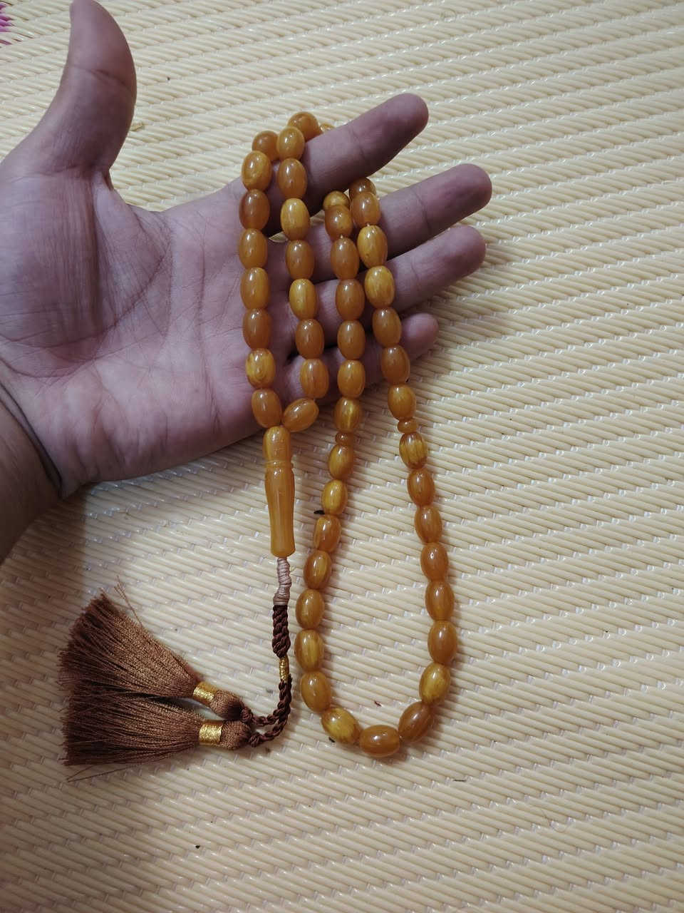 سلام عليكم ورحمة الله وبركاتة 
وصلت الوجبه من السبح سندلوس 
شرط العطابه كلهن وحلوات ونضيفات 
يرديهن جمله تريد مفرد العدد السبح 12قطعه 
يرديهن يتفضل خاص 
مكان الشطره تفاصيل خاص  ***********
