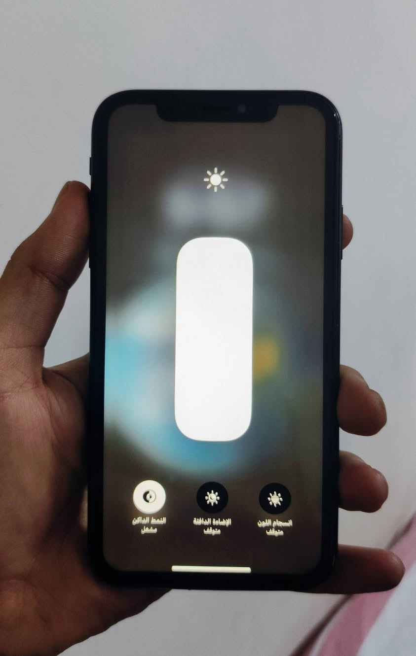 آيفون XR • بطارية ١٠٠ • بصمة وجه معطلة