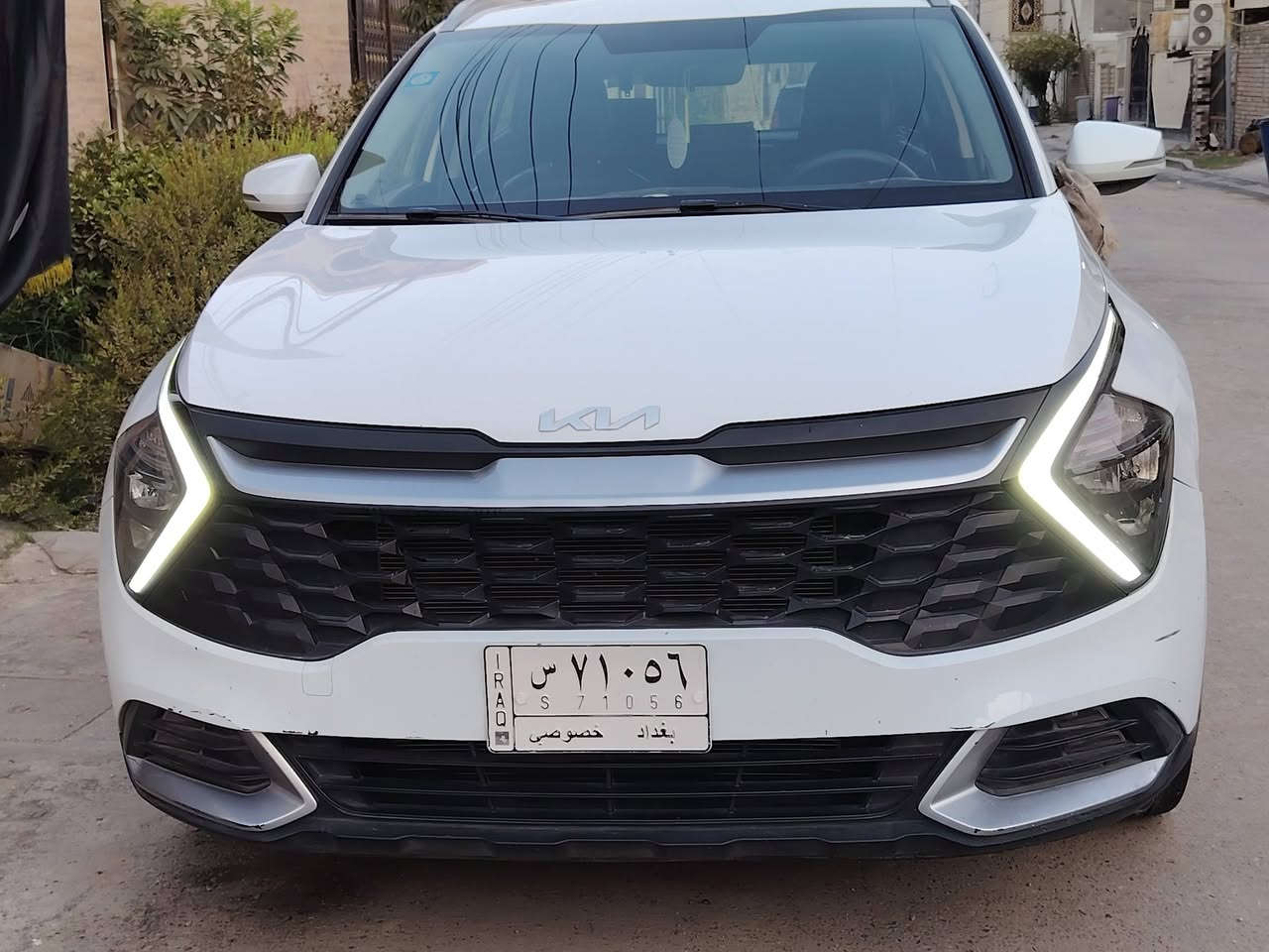السلام عليكم سيارة سبورتج موديل 2022 بغداد خليجي المحرك 2000دوش شاشة كامرة خلفية حساس جاملغ قليل بارد والباب بي ربع حار وصبغ واضحة بالصورة ماشية 40 الف سيارة جديدة مال بيت السعر 180وبيهة مجال مكاني بغداد ***********
