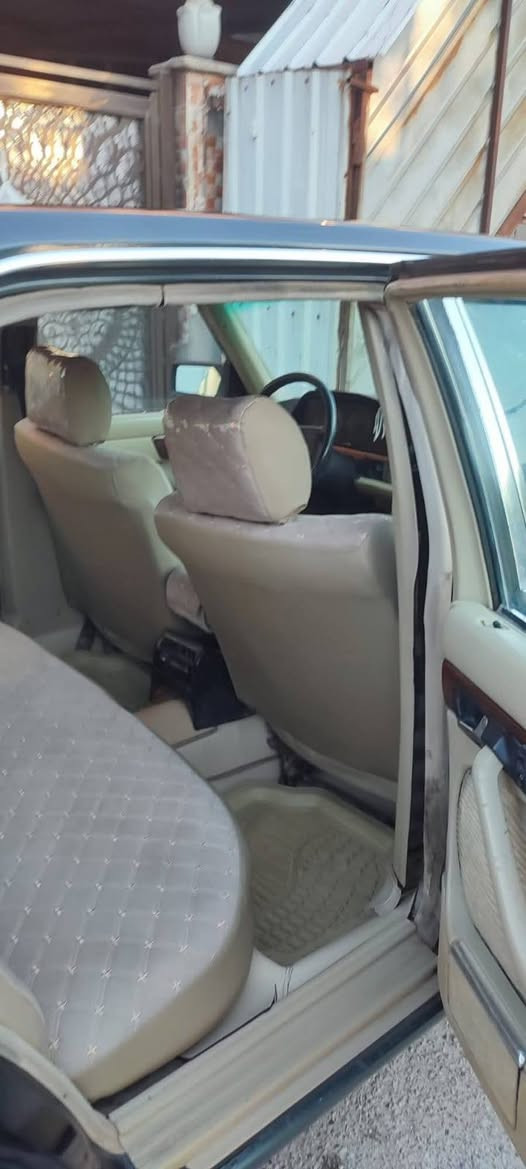 هللبيع مارسدس رئاسي موديل ١٩٨٢ كير مكينه بطه مكفولات السعر ٤٥ العنوان بغداد البنوك ت ***********
