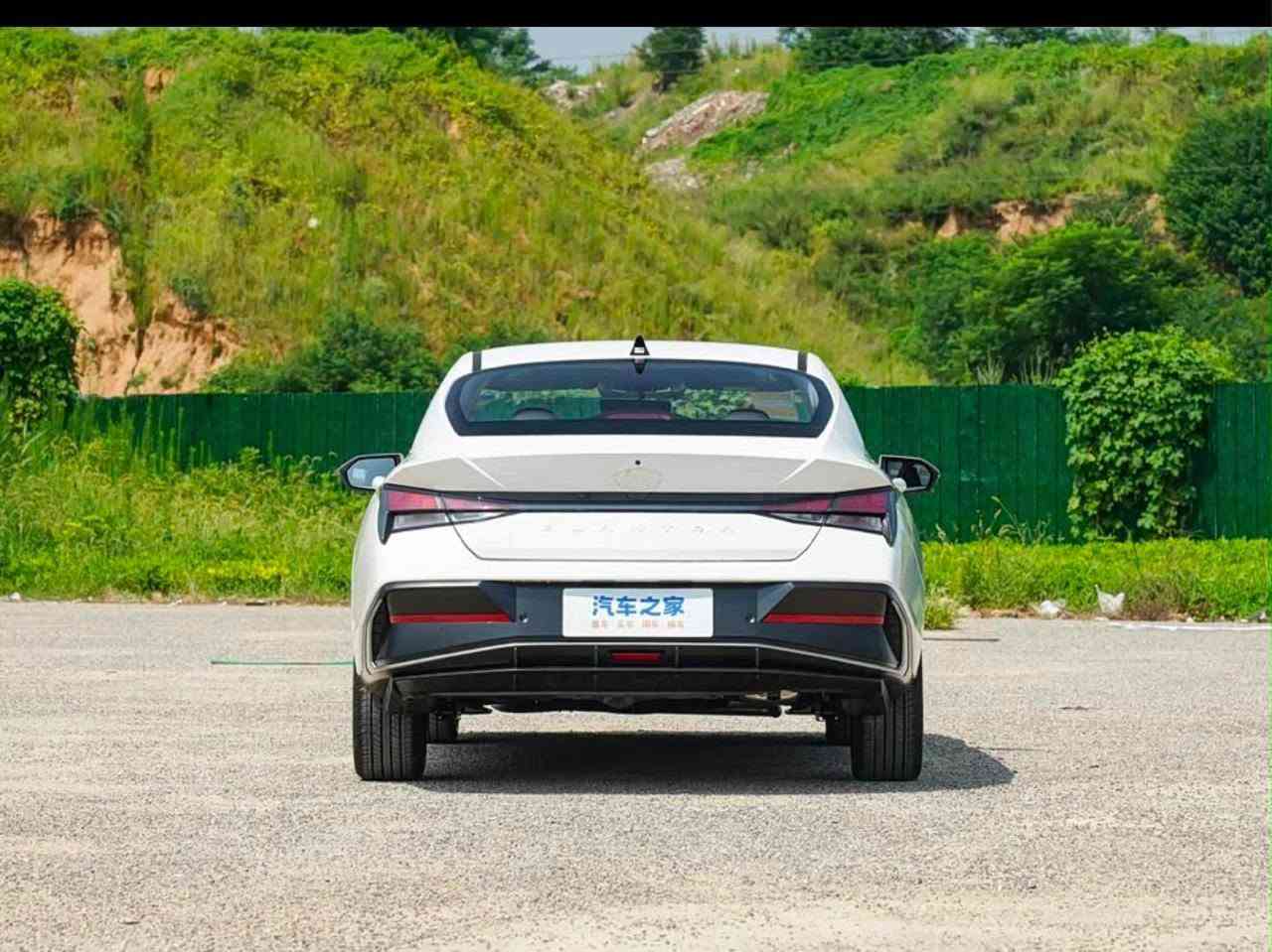 هوتداي النترا موديل 2026 صفر كيلومتر موصفات بصمه سلاييت كوشن جلد شاشه كاميره خلفي مرايه كهرب ليل سعر 
واتساب و كورك ***********
*********** دهوك, العراق
