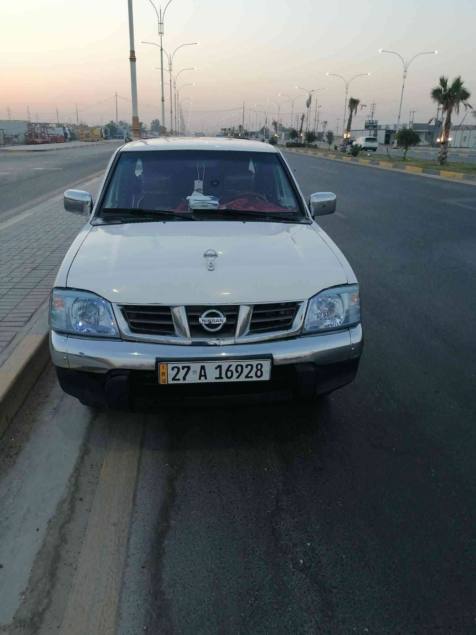 بيكم نيسان موديل ١٤ للبيع سياره نضيفه محرك كير شاصي رقم جديد  سعر ١٠٧ بيهه مجال ***********
