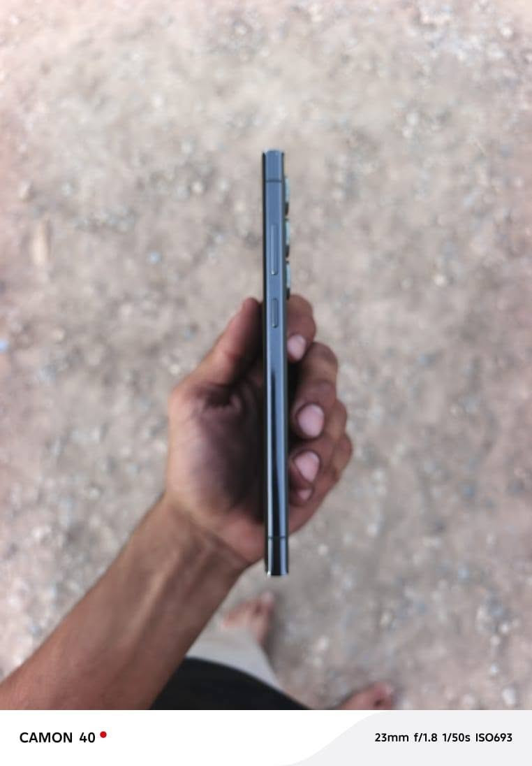 اللترا S23
جهاز نضيف ع وضعه بلادي ممبدل بي اي شي 
ما عده هاي الضربه موضحه بل صورة ممأثر ع اي شي ومو مبينه ملحقاته بس الشاحنه ويه 
السعر 680
***********
