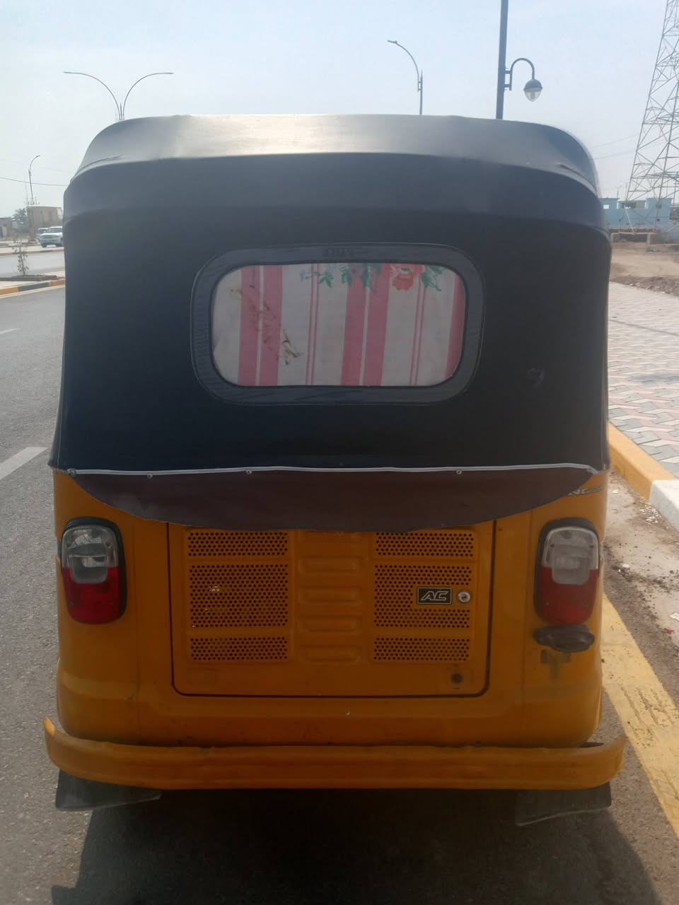 توك توك