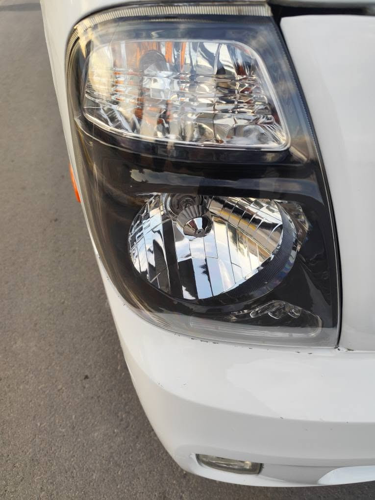 بە ناوی خوای گەورە 
کیابار سئ هه زاری سۆڀەر 
کۆدو بارکۆدی وەرگیراوە تەوە 
 بەناوی خۆمانەوەیە 
زۆر جوانە گئڕو مە کینەی بە شەرتە 
یەک دینار مە سرە فی نییە 
تە بریتی گەرمو ساردی لە سەر سویجە 
کوشن هیتەرە هیتەرەکەی یش دە کارت 
ئاوئنە دە خەوئت 
شوئنی بڕاوەکەی زۆر باش جاکراوە بەشەرتی بار 
مە کینەی سفر سفرە بەشەرتی هه موشتئک 
سعری 67کەمئک مە جال شوئن بیرە مە گرون 
***********
*********** السليمانية, العراق
