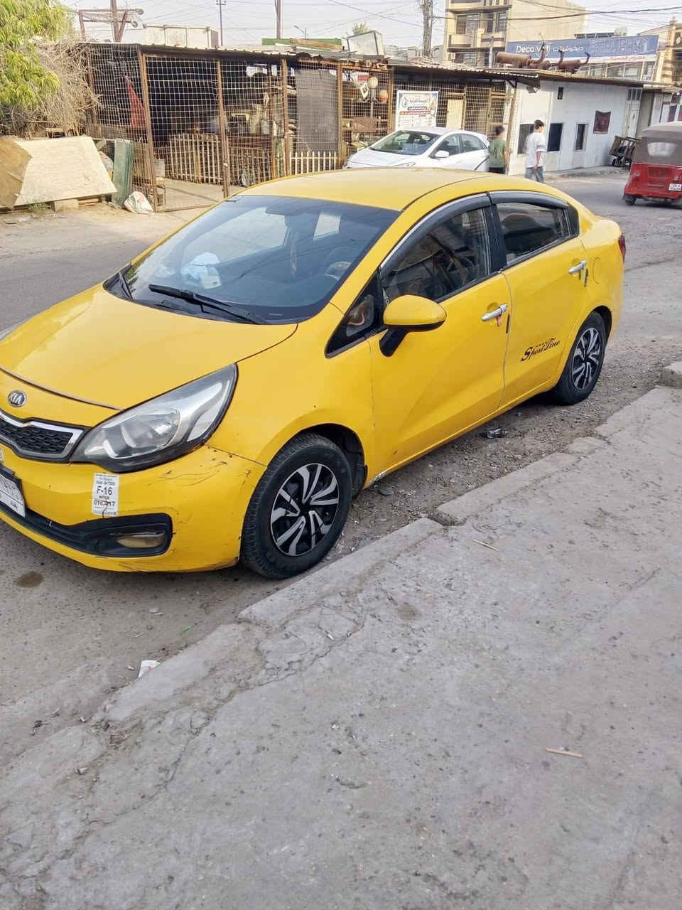 كيا ريو 2015محرك 1600دوش رقم بغداد  للبيع الاتصال ع الرقم ***********او ***********المكان بغداد الحريه
