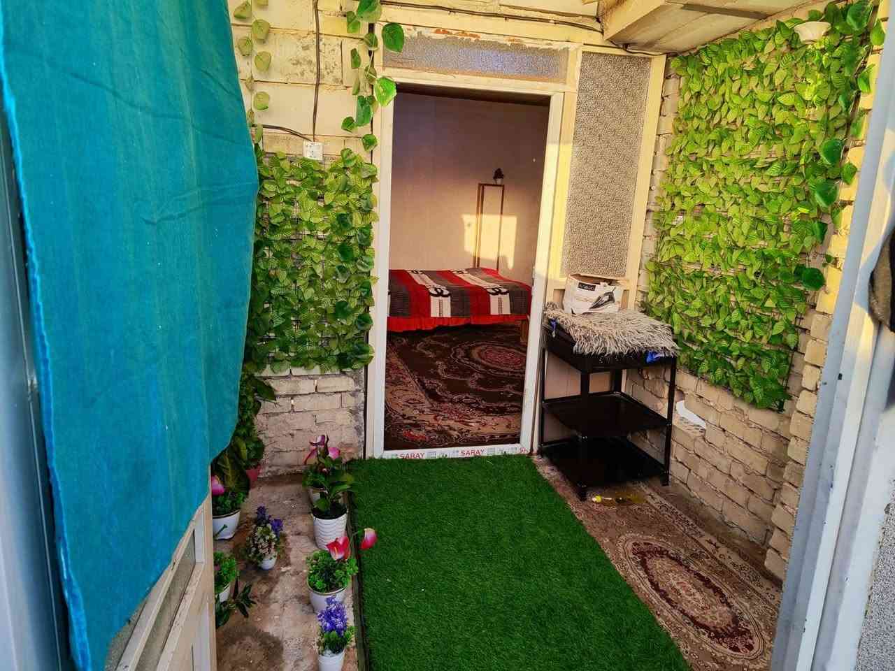 عندي بيت  الحر الصغير الكنطره مال البزل وتطلع كبل مسافه ٣٠٠متر قريب علي الشارع ثالث بيت بالفرع مساحة ٥٠متر ٣طوابق ٣نوم درجه اولي السعر ٣٥ مع مجال 
***********
*********** واتساب على الاثير  ابومحمد
