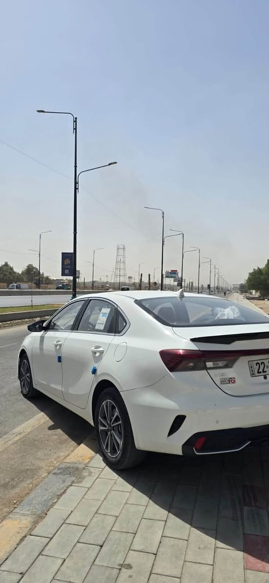 للبيع للبيع k3 مديل 2024 عليها غرامات 16 ورقة ينزل من سعرها
سيارة فول مواصفات مكفولة كفالة عامة 
ماشية 52 
رقم اربيل تحويل وكالة 
بأسم شركة 
مكاني النجف الاشرف خان المخضر 

السعر 137 وبيها مجال وتنزل فلوس الغرامات 
***********
