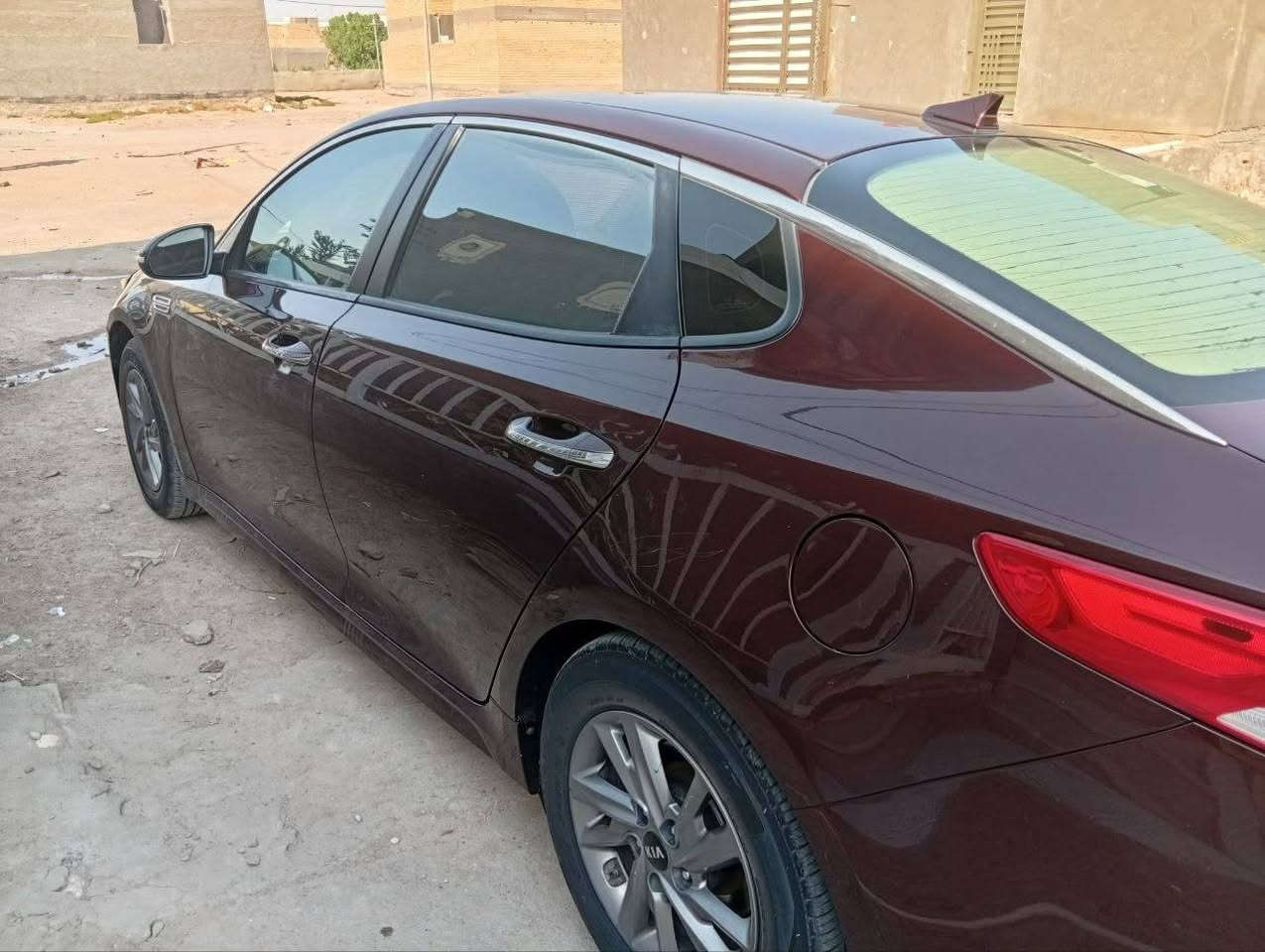 اوبتما 2019 امريكي 
مكفوله كير مكينه وحداديه وتخم تأير 
سياره جاهزه من كلشي 
الضرر حسب ما موضح بسونار 
للتواصل الاتصال على الرقم ***********
مكاني المثنى قضاء الخضر
