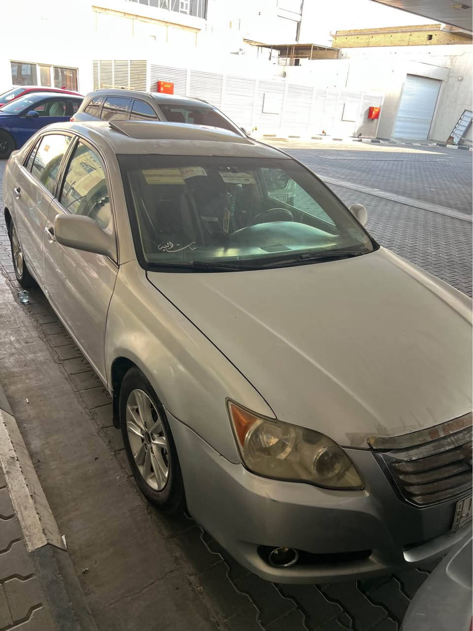 : تويوتا افلون 2008 (وارد امريكي)
الموديل:2008
الفئة:XLE
المحرك: 3600 cc
اللون: سلفر
الوارد: امريكي
مواصفاة: كشنات كهربائيه تدفئه تبريد 
5 بصمات 
فتحه
حساسات خلفيه
كامره 
تبريد قطعتين 
سياره فول اعلى فئه 

🔧 الحالة العامة:

جاهزة للاستخدام مباشرة
حدادة: 80‎%‎
⚙️ الميكانيك:
محرك + كير +: كفالة
تبريد كمبريسر بي ضعف يعني واكف
كهربائيات: كفالة (كلشي شغال)
🛠️ الملاحظات:
 مبدل سستم نفس لون اثر جراد جاملغات خلفيه صبغ قامره ع وضعها ضاله 

سنويه منتهيه 

رقم رباعي 

السعر:88 وبيها مجال 
العنوان: البصره الطويسه 
رقم الهاتف:***********
واتساب اتصال 
ملاحظه غير متواجد في الفيس بوك بيع فقط دون مراوس البصرة, العراق
