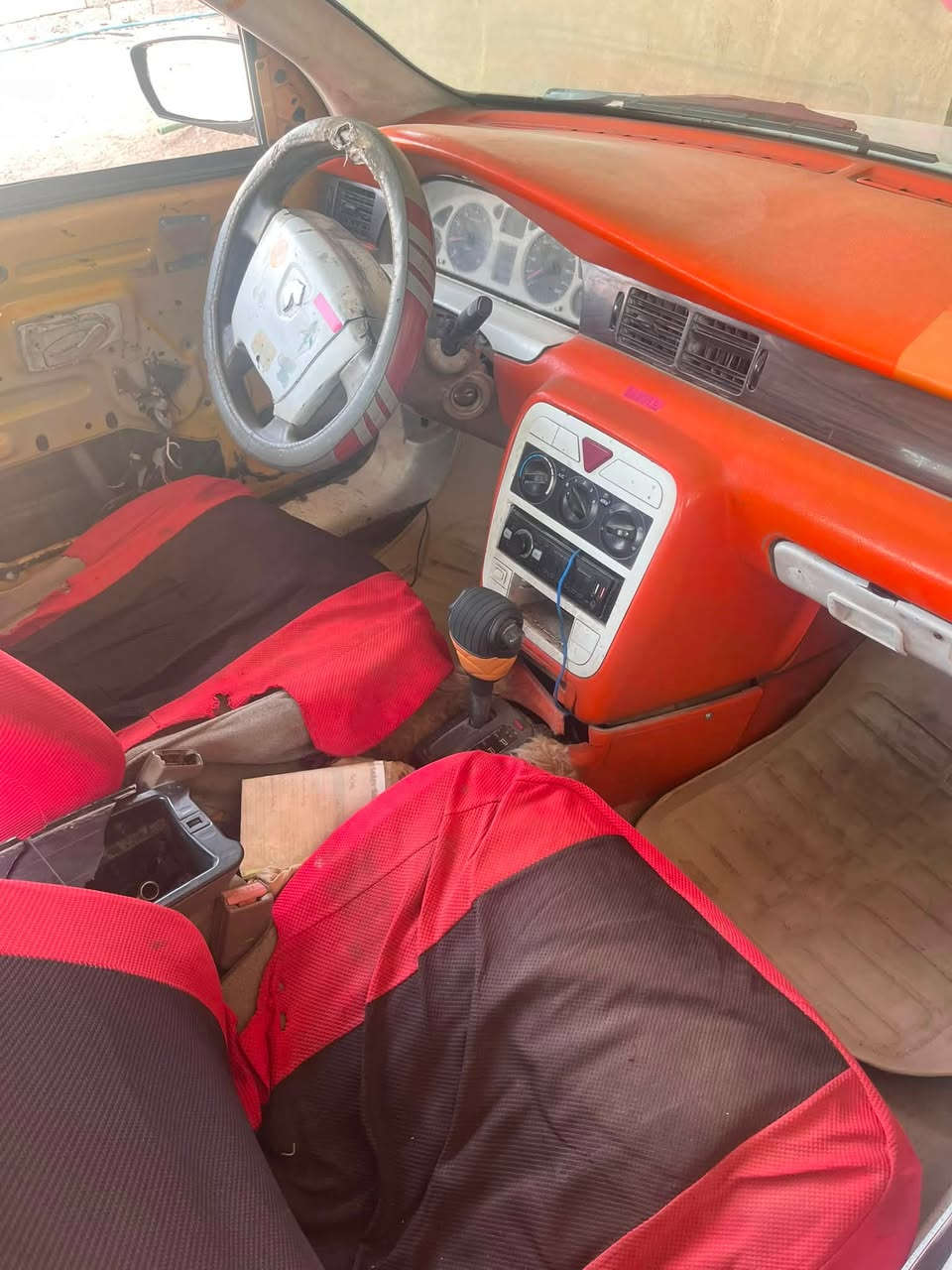 سمند محور مديل ١١ 

التفاصيل خاص

السعر ٢٨ وبيه مجال 

‏***********

