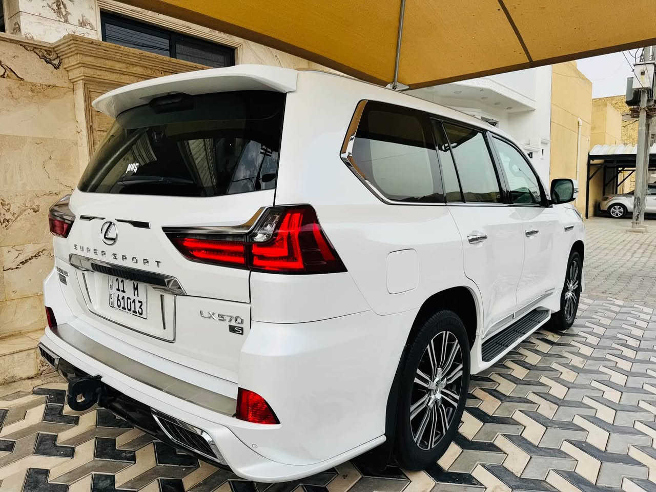 لكزز LX570 • ٢٠٢٠ • ١١٦٠٠٠ كم