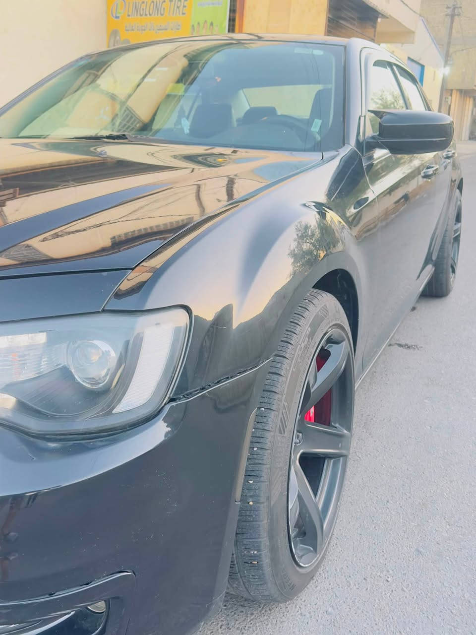 كراسيلر c300 موديل 2019 لون اسود رقم بغداد وارد كندي كلين
مواصفات السياره

دفع خلفي

بانوراما 

كشنات اماميه تدفئه وتبريد وكشنات خلفيه تدفئه 

مكينه 6 سلندر 3600 المرغوب

ويل نجمه وتخم تاير كوري جديد 

لايتات زنون عدسه 

ممشى السياره 53 مايل

سيستم سماعات هارمن

ايرباكات سليمه

السياره بيه فقط ملاحظات مرفقه بالصور سونارها

للاستفسار الاتصال على الرقم ***********
