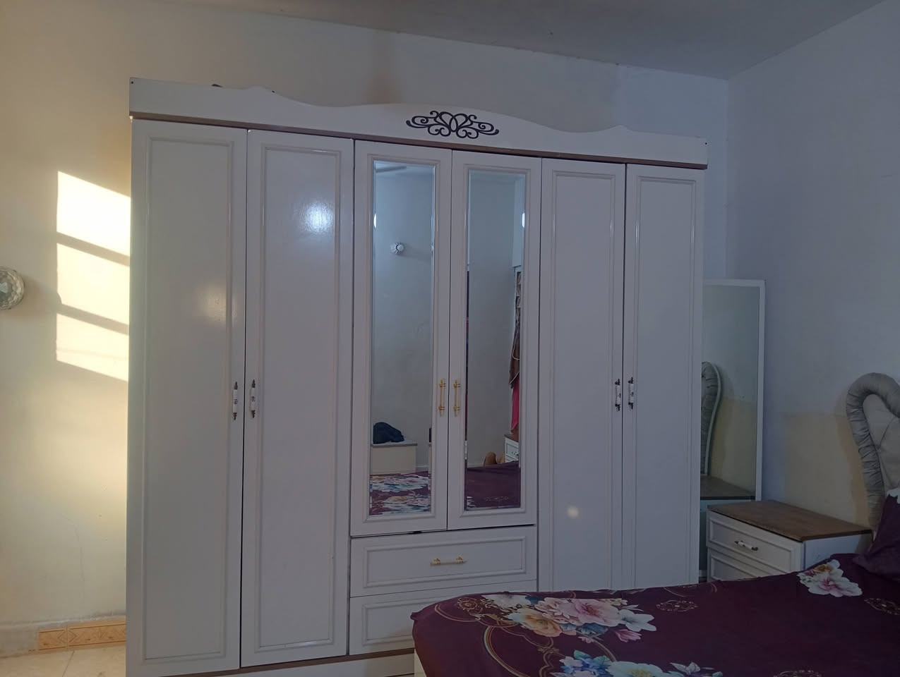 سلام عليكم غرفة تركيا للبيع السعر350العنوان بغداد مدينة الصدر استفسار الرقم ***********
