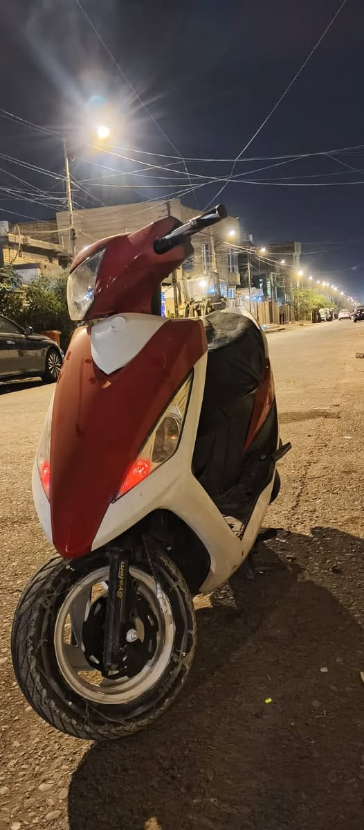 السلام عليكم دراجه سيام صيني للبيع سعرها 450وبيه مجال كله ختم واحد ولا مره مفتوحه
بيه خيط تبخير ونقص دكمه سلف شغاله من الطول للطول 

ابيع كوم حديد عنواني البصره المعقل شارع التربيه رقمي ***********
