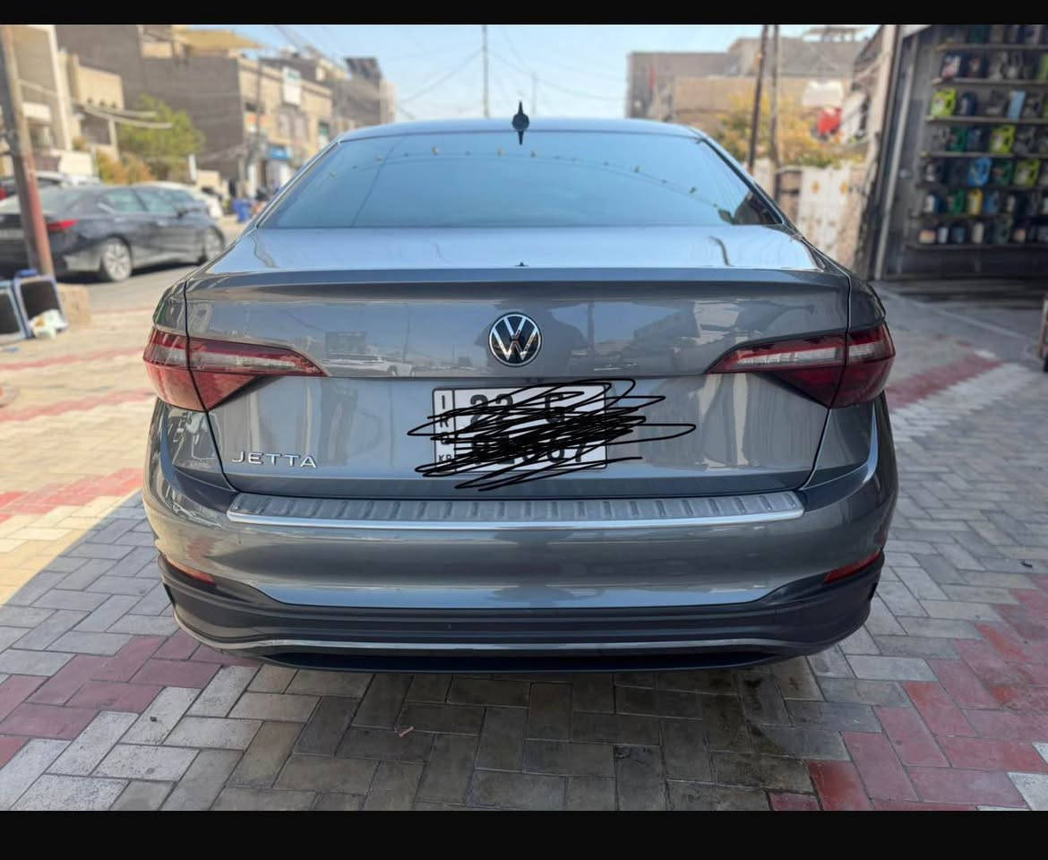 السلام عليكم جيتا 2022 رقم اربيل 
تريد تحويل تريد وكاله حاضر 
وارد امريكي حادثهه باب خلفي جهه السايق وجاملغ امامي عكس السايق  بدون داوخل بدون ايرباك بدون كلشي ضربه كلش خفيفه
ماشيه٥٧ الف ميل سياره جديد مال بيت وممتعوبه مواصفات Sمعروفه رادارات جوانب وامامي  وكير سبورت وكامرا بكلايتات لد وكلوبات لد  وتحكم ستيرن فول وشاشه اعطال وحساسات وباقي المواصفات المعروفه مال S 
مكان السياره بغداد المنصور 
السعر 146 ورقهه وبيهه مجال للشراي
السياره وين متريد تفحص اني حاضر وترايهه وين ميعجبك 
للاستفسار *********** 
ملاحضه مكلف ب نشر اليريد يتصل ع رقم بغداد, العراق
